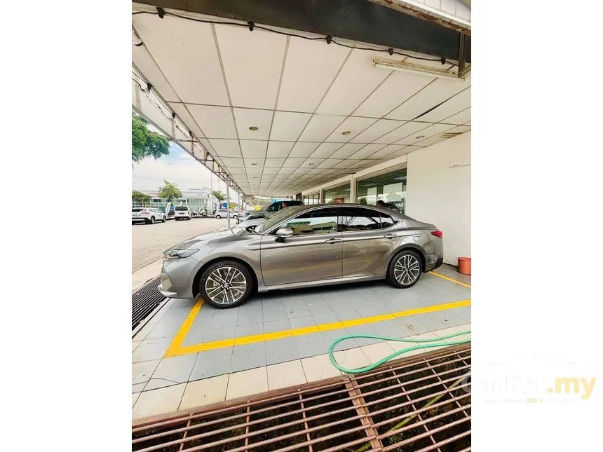 2025 Toyota Camry HEV Sedan