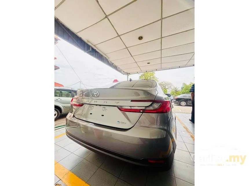 2025 Toyota Camry HEV Sedan