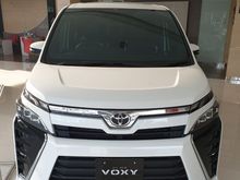 2019 Toyota Voxy Dp atau Angsuran murah
