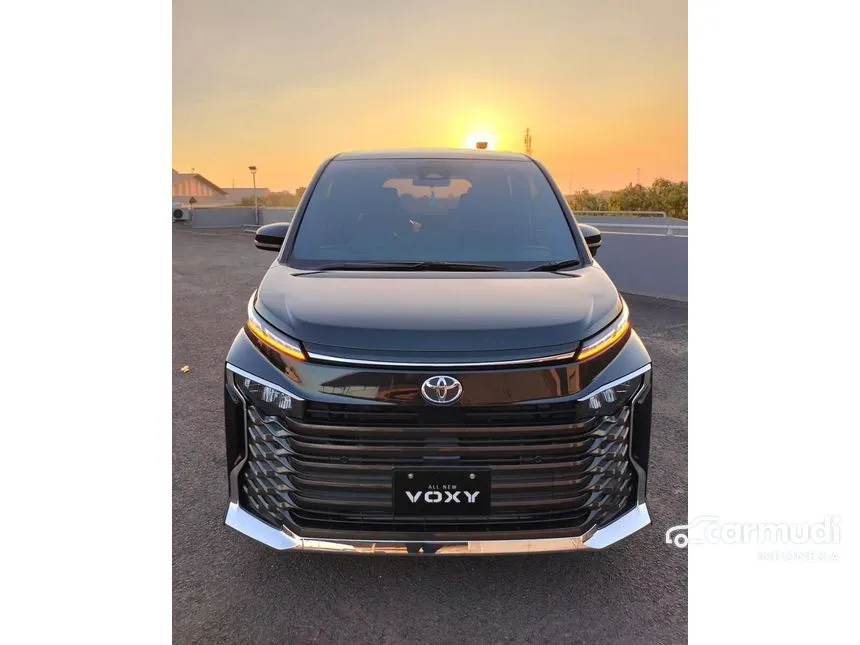 2024 Toyota Voxy Van Wagon