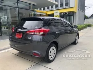 2022 Toyota YARIS 1.2 Entry Hatchback