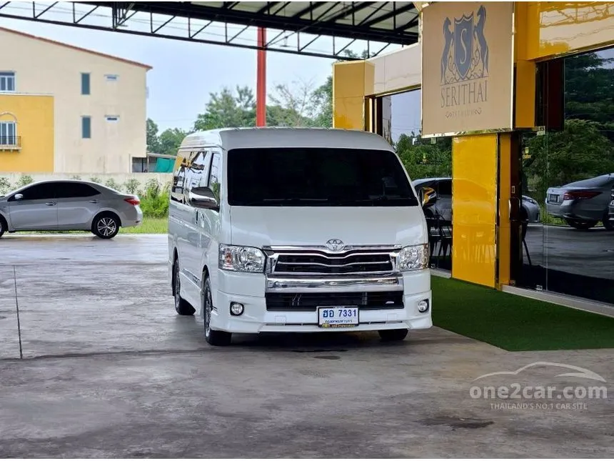 2018 Toyota VENTURY V Van