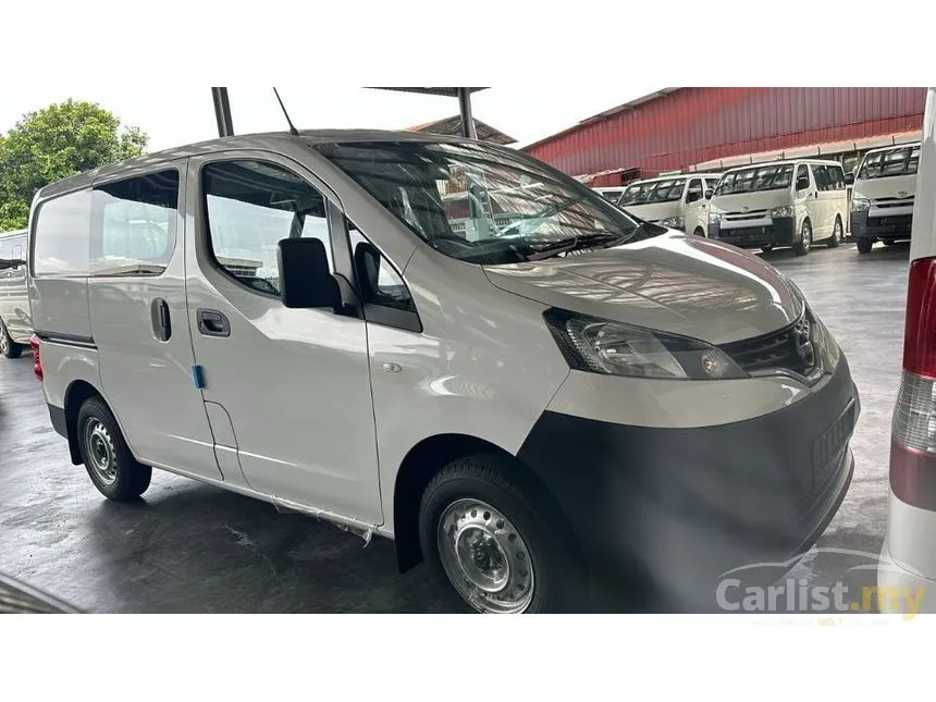 2026 Nissan NV200 Semi Panel Van
