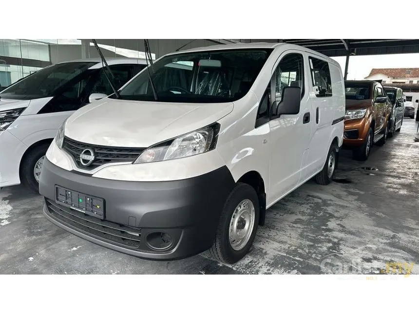 2026 Nissan NV200 Semi Panel Van