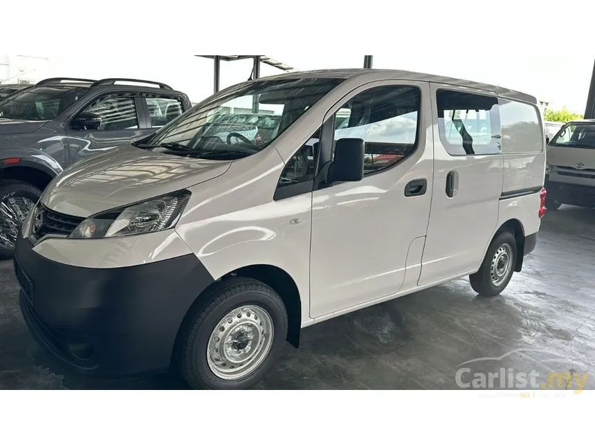 2026 Nissan NV200 Semi Panel Van