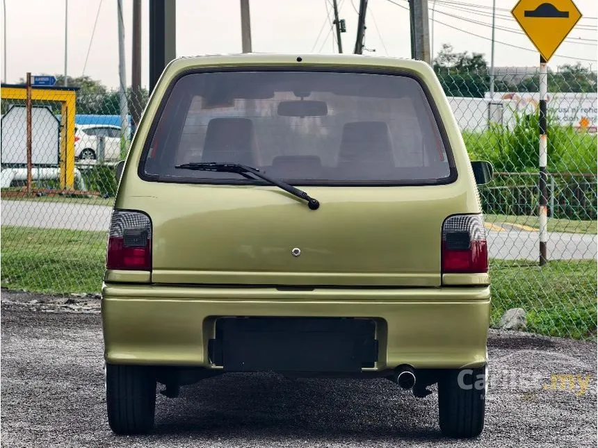 2000 Perodua Kancil 660 EZ Hatchback