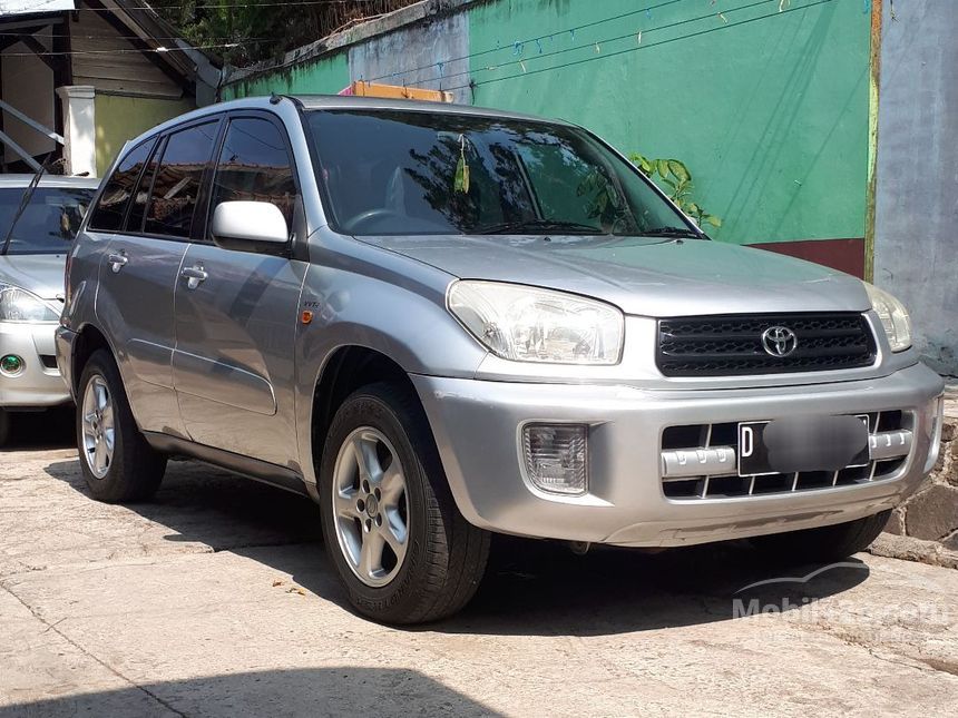 Jual Mobil Toyota RAV4 2001 2.0 di Jawa Barat Automatic SUV Silver Rp ...