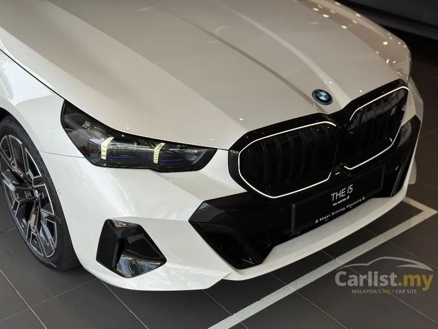 2026 BMW i5 eDrive40 M Sport Sedan