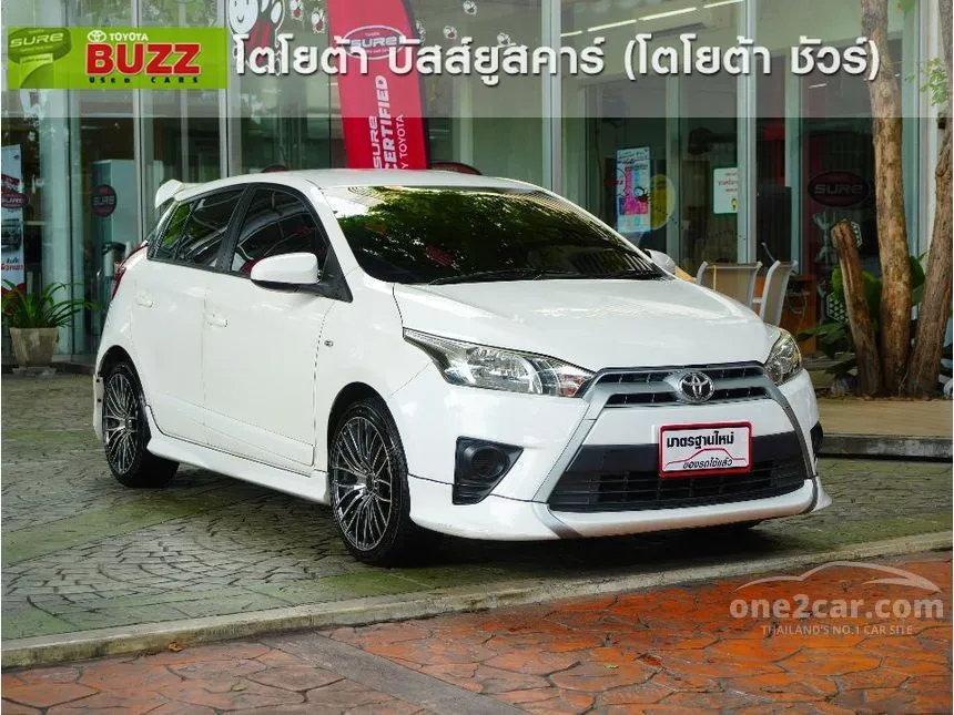 2015 Toyota YARIS E Hatchback