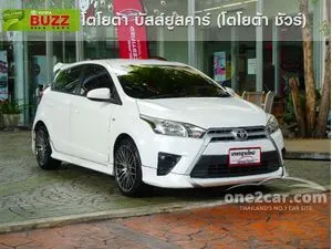 2015 Toyota YARIS 1.2 E Hatchback