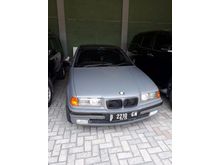 1996 BMW 323i 2.5 E39 2.5 Automatic Sedan