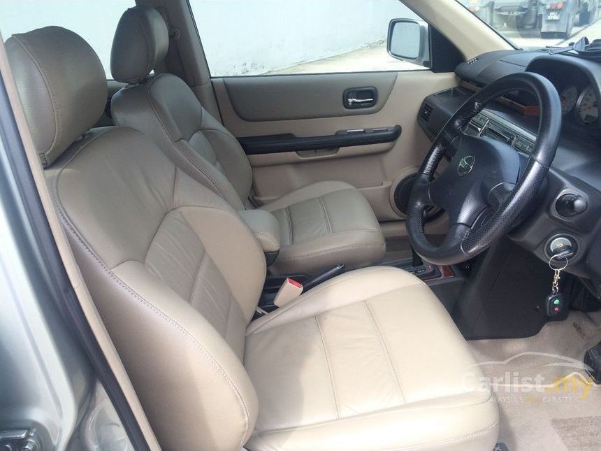 Nissan X-Trail 2006 Comfort 2.5 in Johor Automatic SUV 