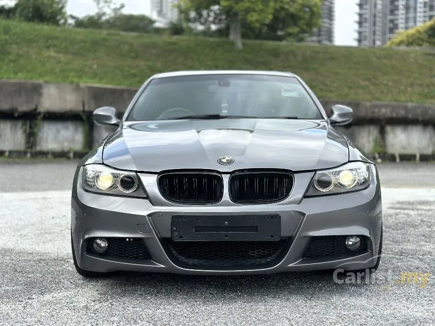 2010 BMW 320i Sports Sedan