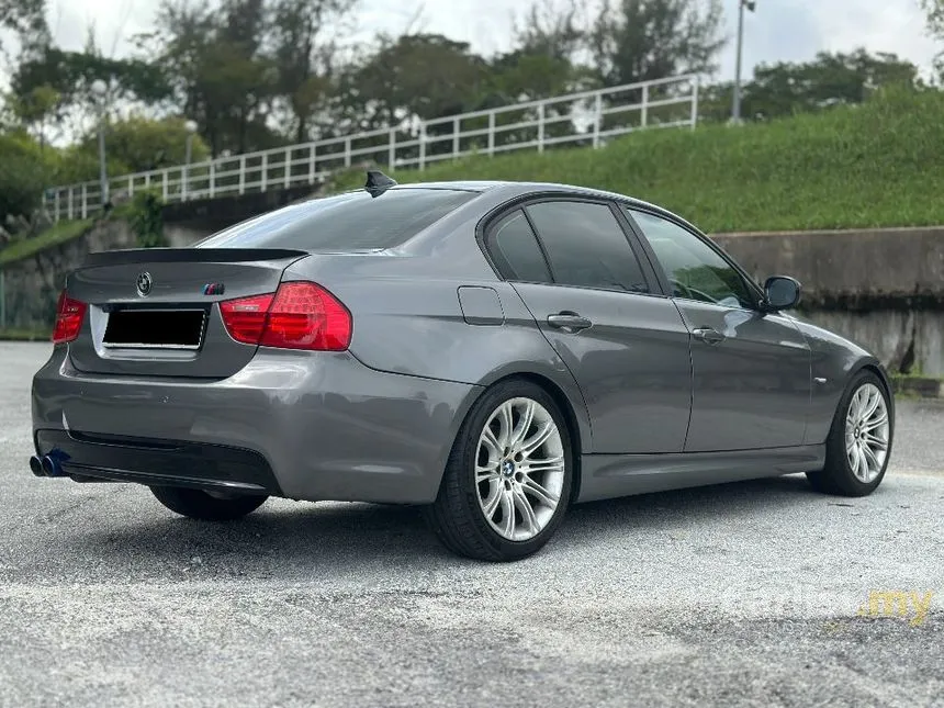 2010 BMW 320i Sports Sedan