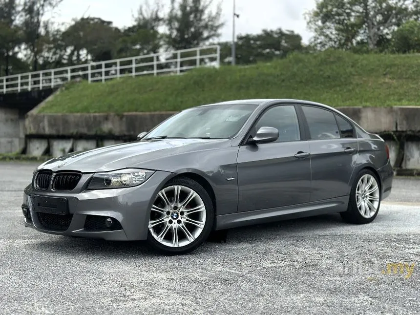 2010 BMW 320i Sports Sedan