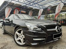 Mercedes Benz SLK250 1.8 T AMG BlueEffic CABRIOLET