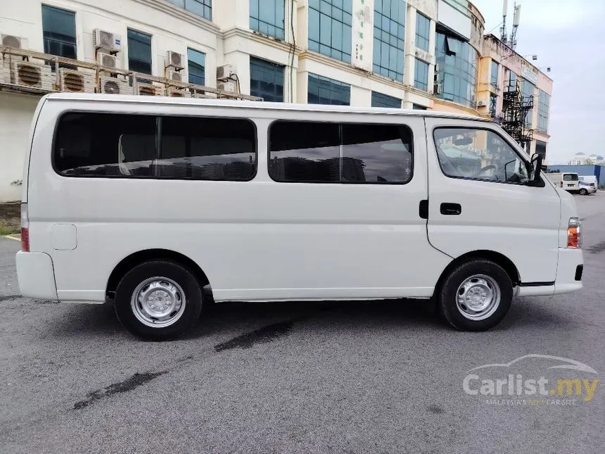 2011 Nissan Urvan Window Van