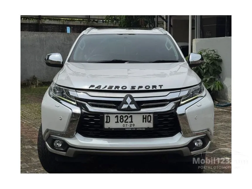 2019 Mitsubishi Pajero Sport Dakar 4X2 SUV