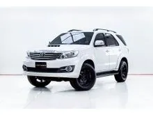 2015 Toyota FORTUNER 2.5 (ปี 12-15) V SUV