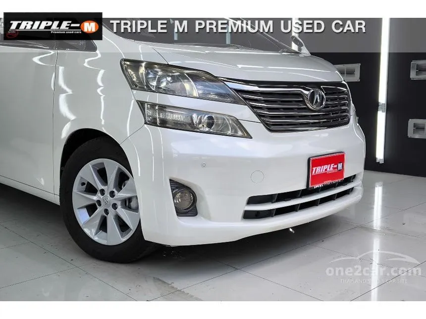 2011 Toyota Vellfire V Wagon