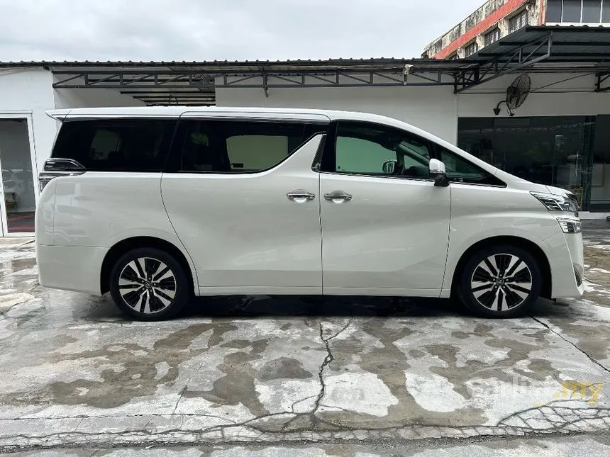 2018 Toyota Vellfire Z G Edition MPV