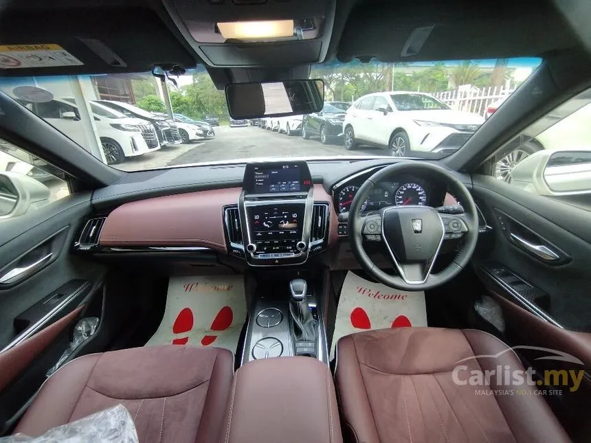 2019 Toyota Crown RS Advance Sedan