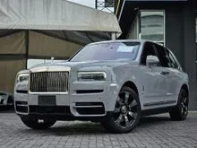 2023 Rolls-Royce Cullinan 6.7 SUV Bespoke Hotspur Red Interior