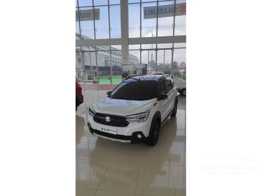 Jual Mobil Suzuki XL7 2024 ALPHA Hybrid 1.5 di Jawa Barat Automatic Wagon Putih Rp 248.000.000