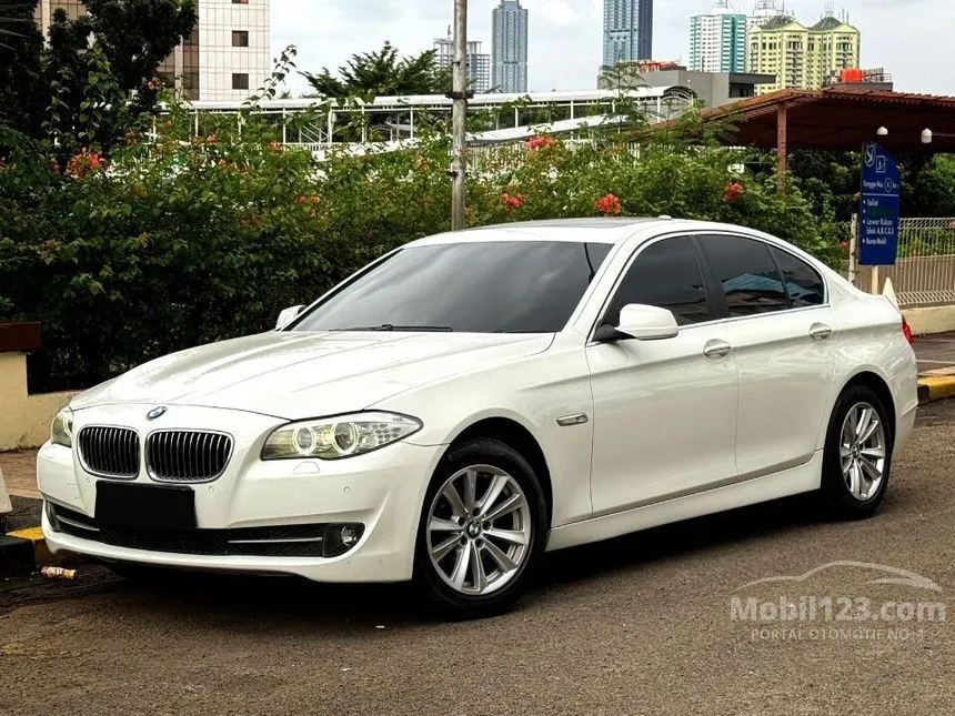 Jual Mobil BMW 520i 2013 Luxury 2.0 di DKI Jakarta Automatic Sedan Putih Rp 287.000.000