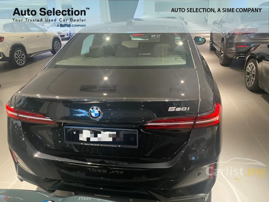 2025 BMW 520i M Sport Sedan