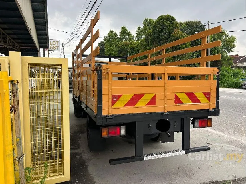 2012 Isuzu Elf NKR55UEET-B Lorry