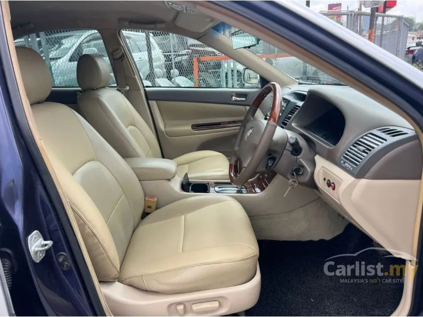 2003 Toyota Camry V Sedan
