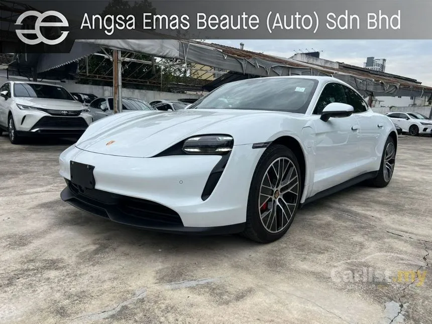 2021 Porsche Taycan 4S Sedan