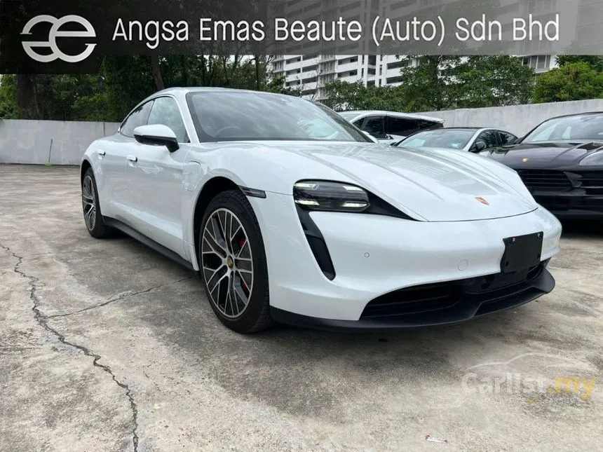 2021 Porsche Taycan 4S Sedan