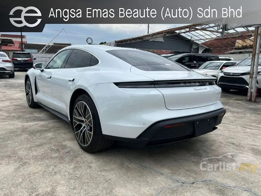 2021 Porsche Taycan 4S Sedan