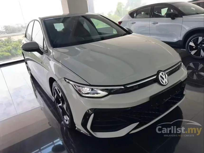2026 Volkswagen Golf eTSI R-Line Hatchback