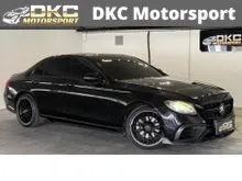 2016 Mercedes-Benz E250 2.0 Sedan / POWER BOOT LID / 7 ARIBAGS / ABS / EBD / BRAKE ASSIST / ATTENTION ASSIST / BLIND SPOT ASSIST / LANE KEEPING ASSIST