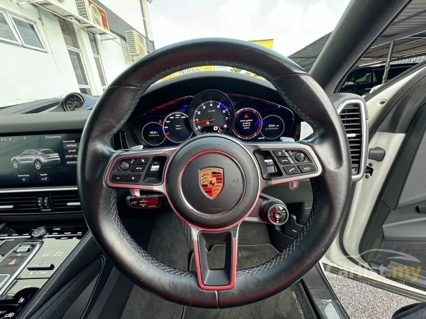 2020 Porsche Cayenne Coupe