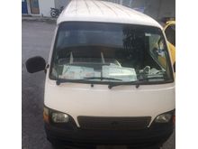 2004 Toyota Hiace 3.0 Van (-PS)