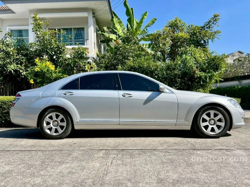 2007 Mercedes-Benz S300 L Sedan