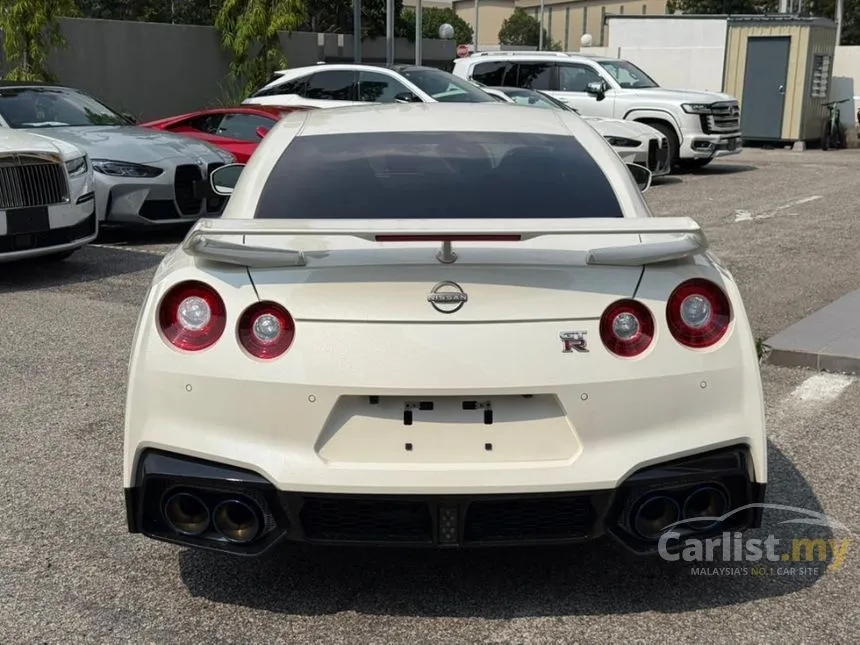 2023 Nissan GT-R Coupe