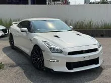 2023 Nissan GT-R Premium Edition 3.8 V6 Coupe, Ready Stock, New Facelift, BOSE Sound System, Titanium Exhaust, Brembo Brake, RAYS Forged Rim, Sportcar