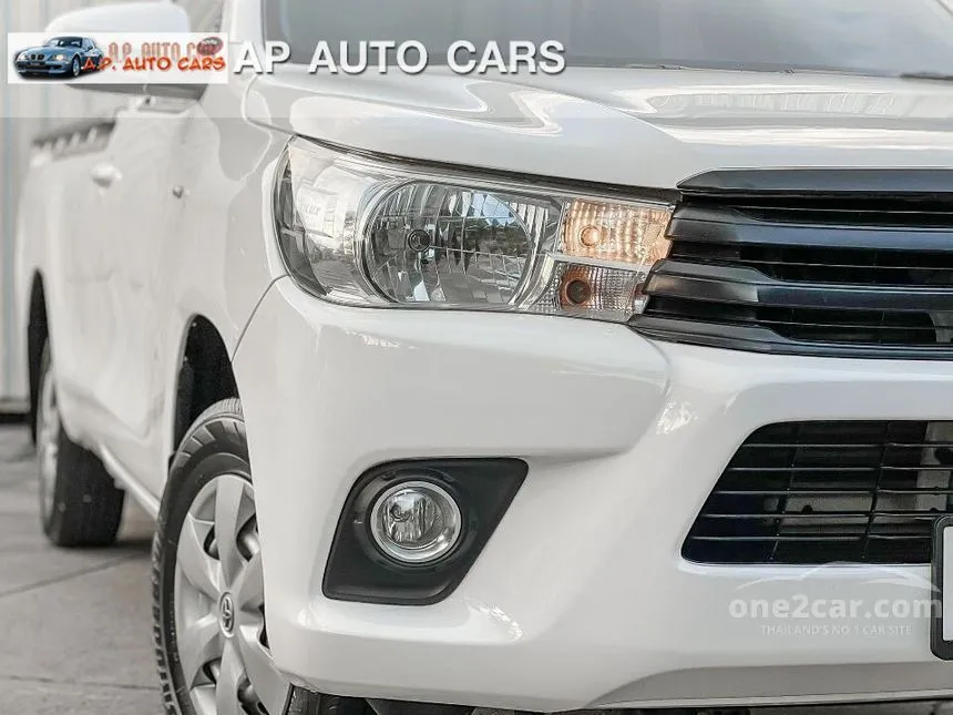 2016 Toyota Hilux Revo J Pickup