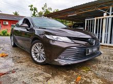 ( TRUE YEAR MADE 2019 ) Toyota Camry 2.5 V (A) ONE OWNER , FULL SERVICE RECORD , UNDER WARRANTY LIKE NEW