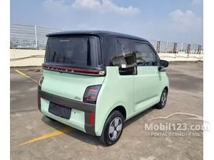 2023 Wuling Air EV Long Range + Charging Pile Hatchback