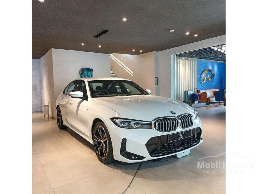 2025 BMW 320i M Sport Sedan