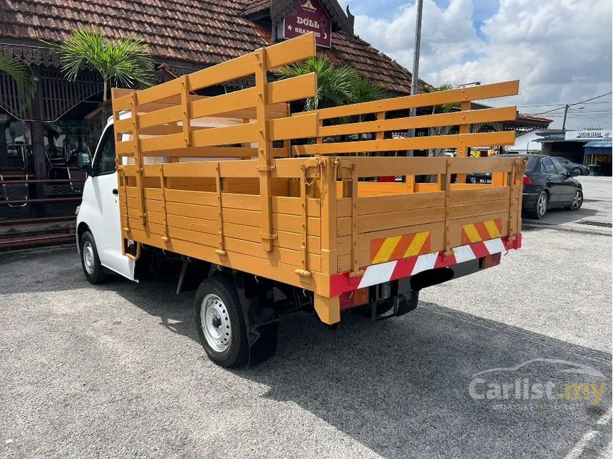 2018 Daihatsu Gran Max Wooden Cargo Lorry