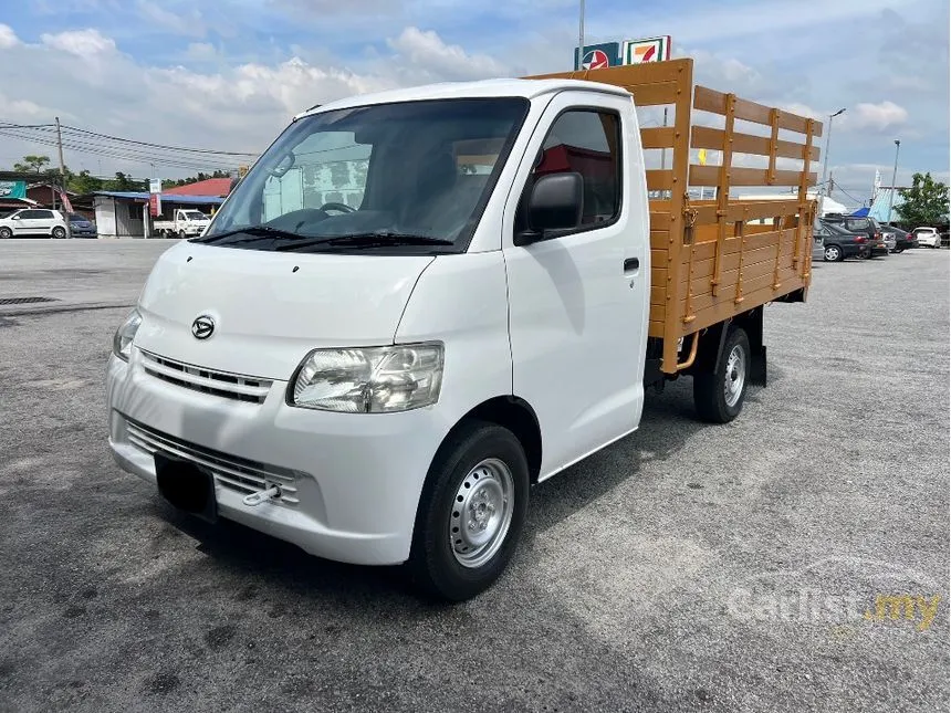 2018 Daihatsu Gran Max Wooden Cargo Lorry
