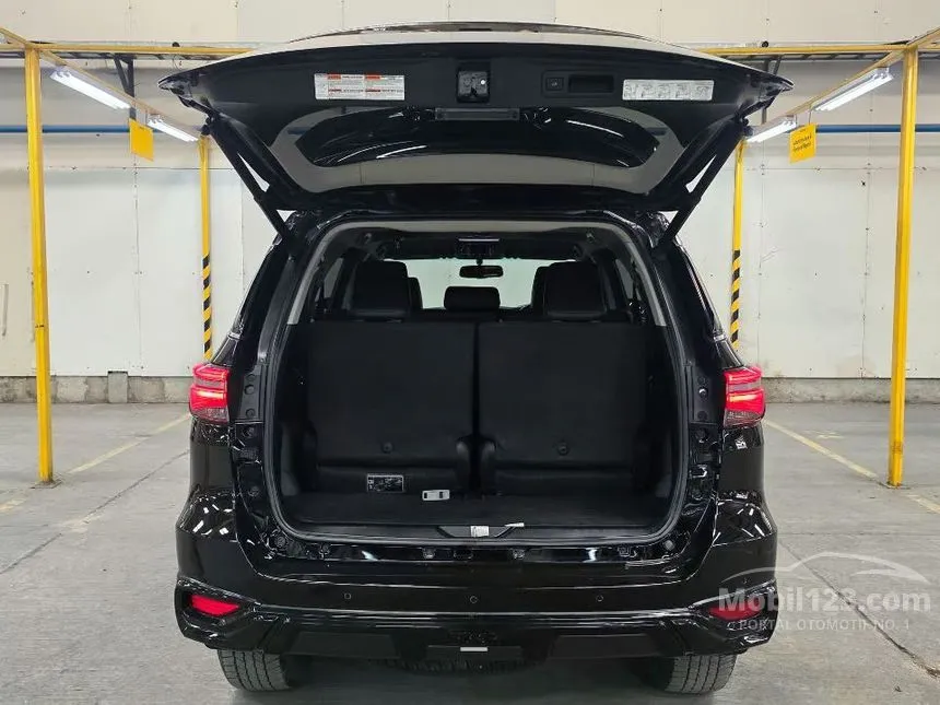 2021 Toyota Fortuner VRZ TRD 4X2 SUV