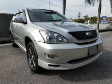 2004 Toyota Harrier 2.4 (Power Boot)